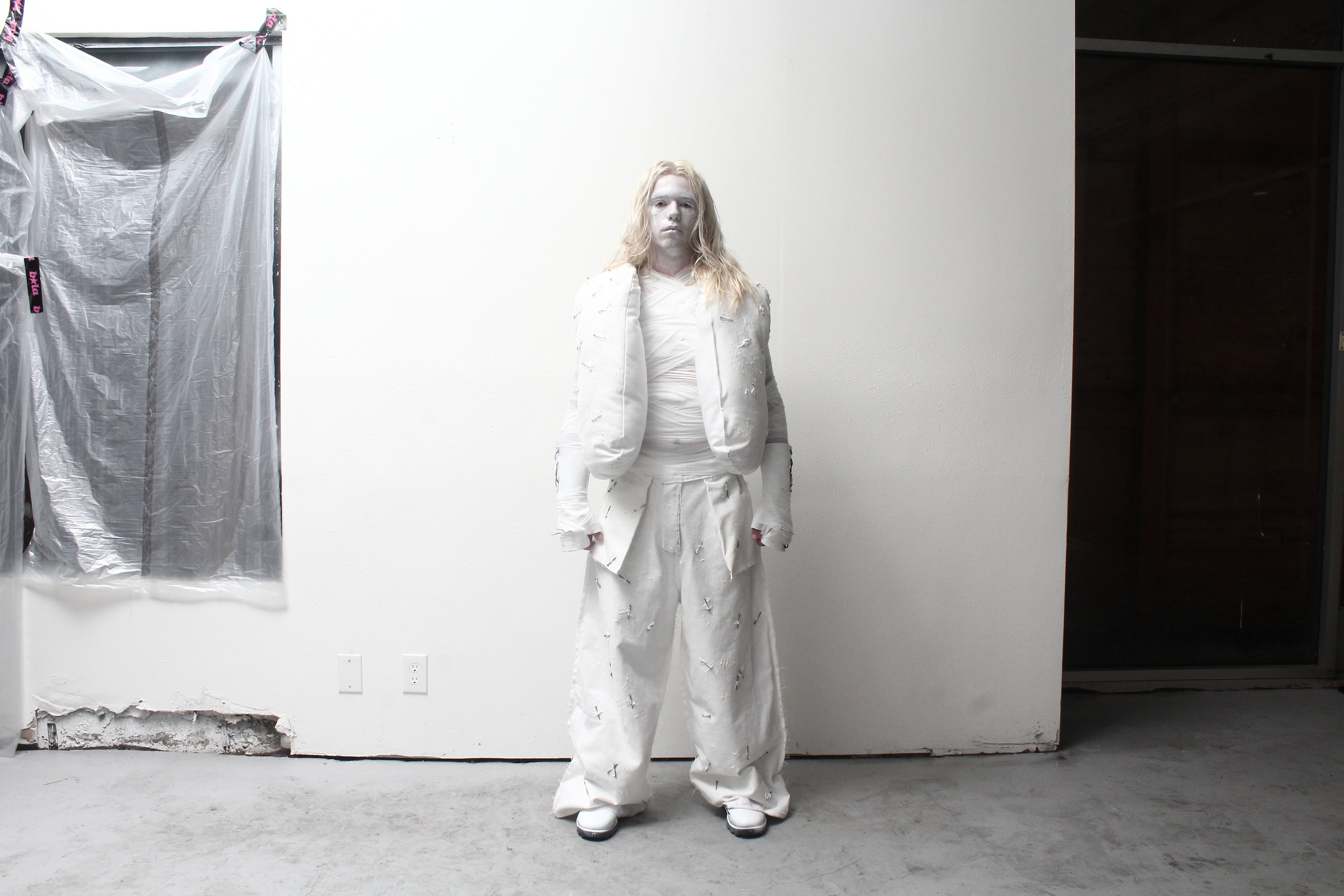 Iron Cherub Vest (White)