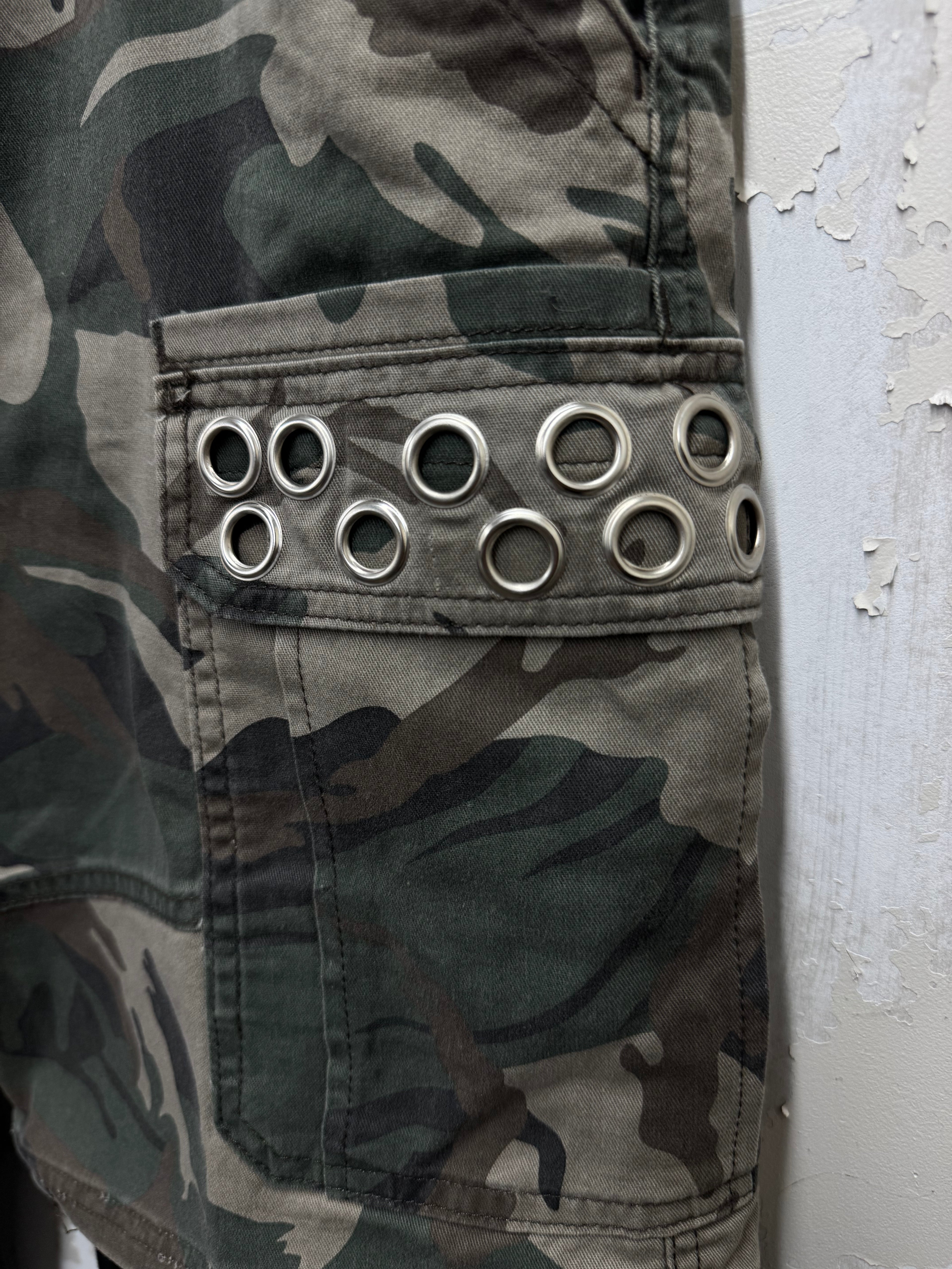 2023 Camo rivet denim