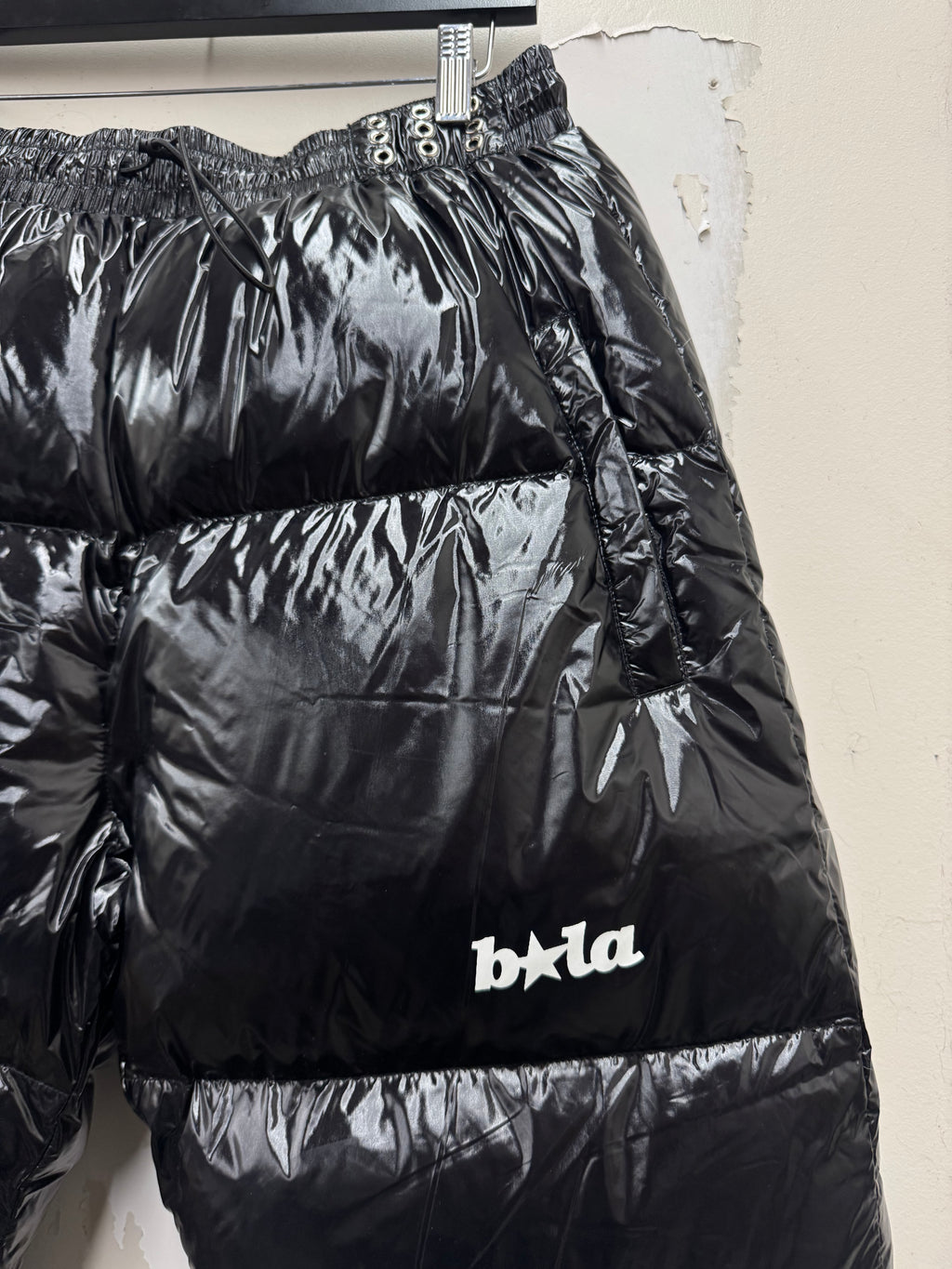 2022 unreleased snow pant sample