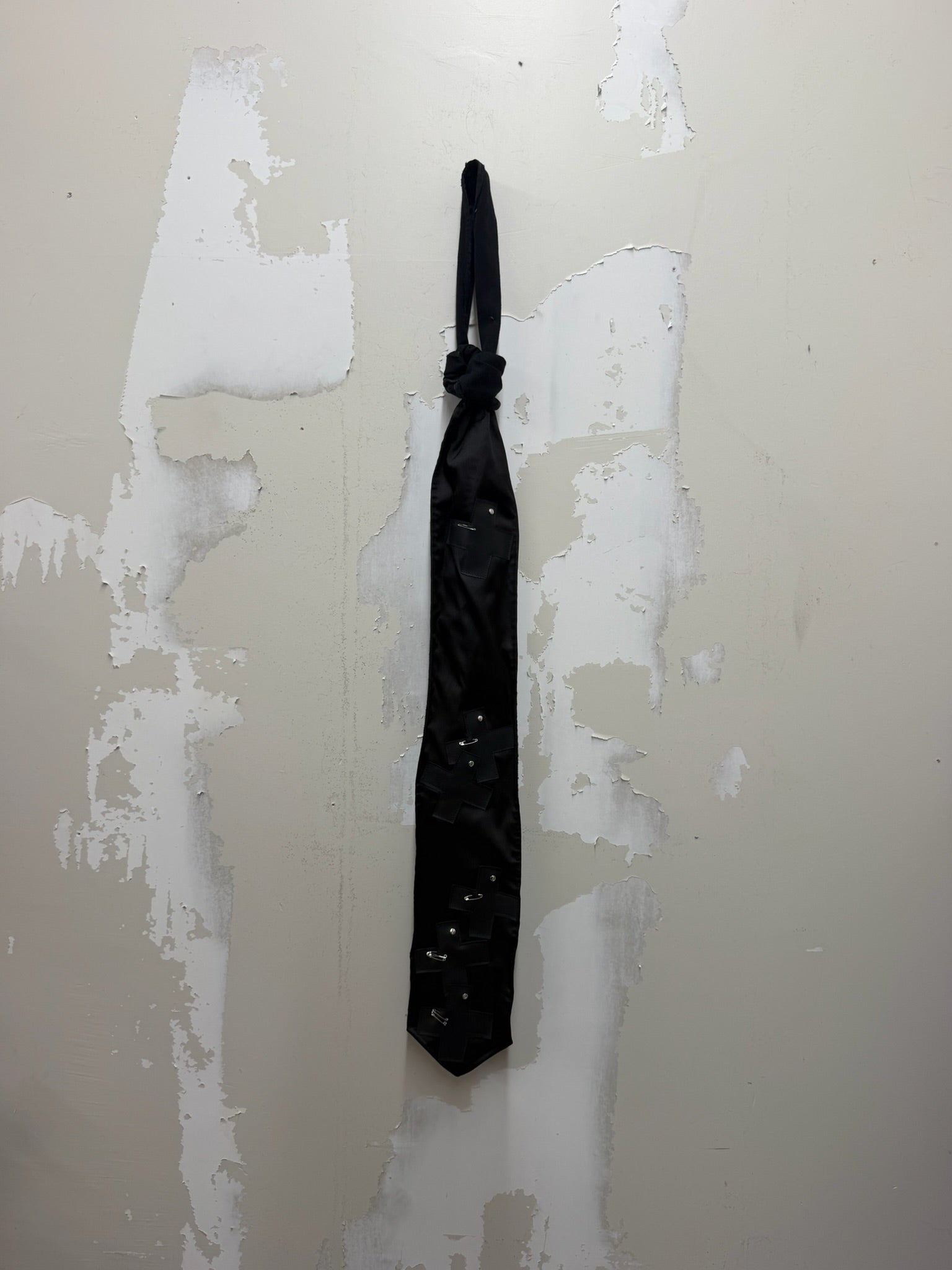 2025 Runway tie