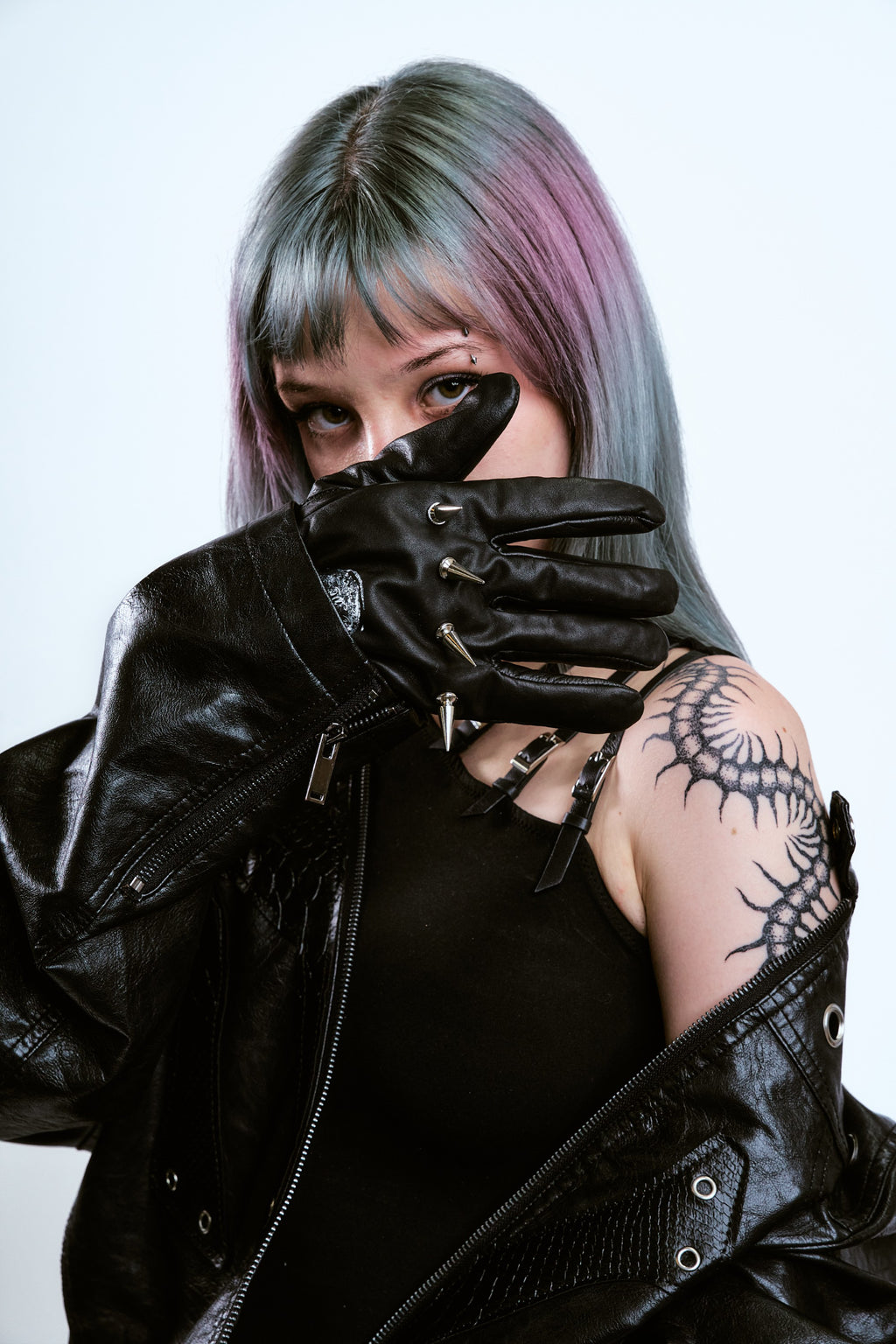 Iron Fist Gloves (Black)