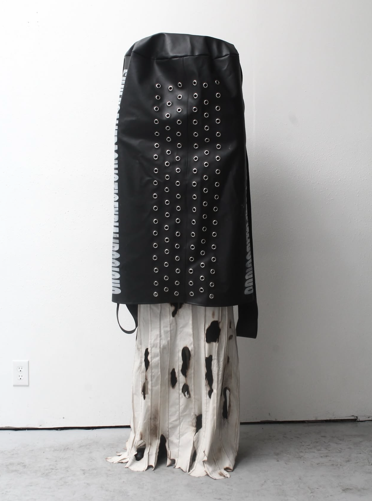 2025 runway body bag